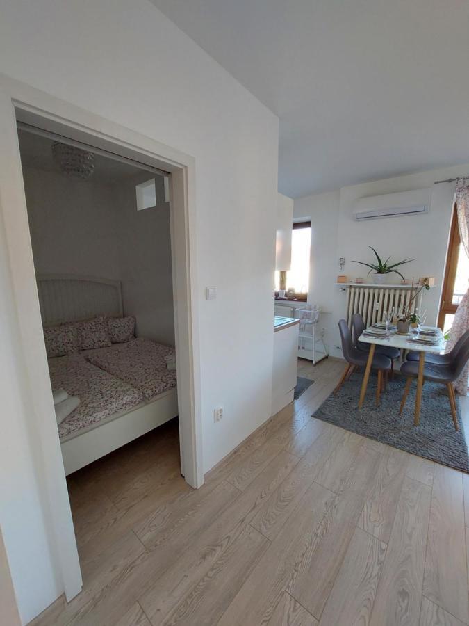 Emily Apartment Kosice Bagian luar foto