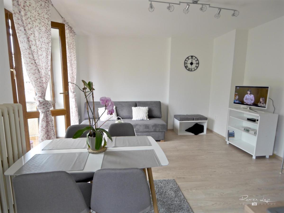 Emily Apartment Kosice Bagian luar foto