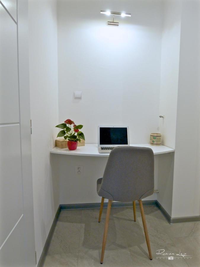 Emily Apartment Kosice Bagian luar foto