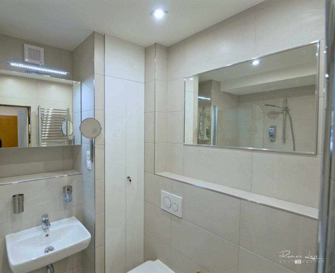 Emily Apartment Kosice Bagian luar foto